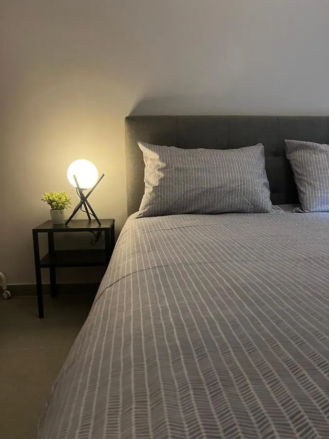 Agia Sofia Noir Apartment Thessaloniki Greece